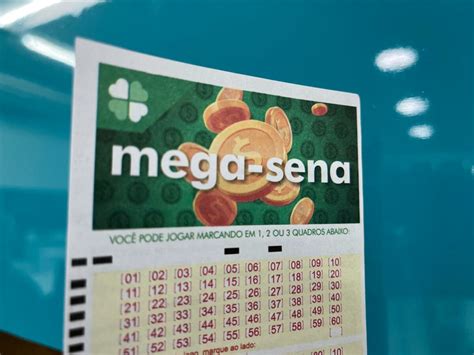 mega sena paga 3 acertos.